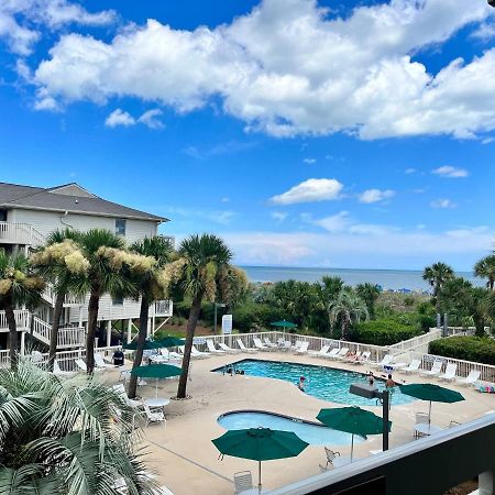 The Breakers #220 Beach Condo, Beautiful Ocean View At Coligny Beach, 4 N Forest Beach Drive Hilton Head, Walk To All Shops Restaurants, Renovated Jan 2024, Vacation Rental Hhi Llc ฮิลตันเฮดไอส์แลนด์ ภายนอก รูปภาพ