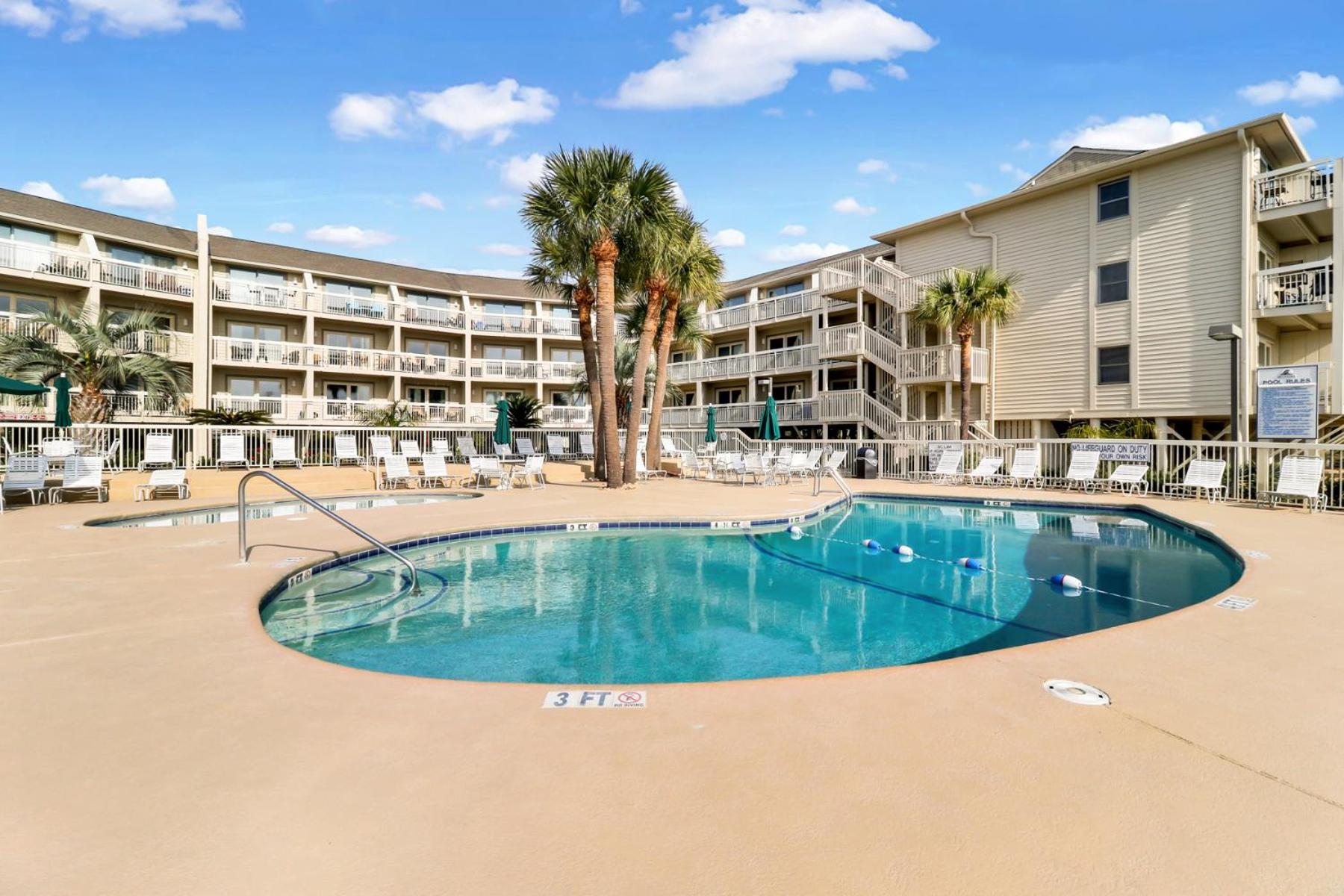The Breakers #220 Beach Condo, Beautiful Ocean View At Coligny Beach, 4 N Forest Beach Drive Hilton Head, Walk To All Shops Restaurants, Renovated Jan 2024, Vacation Rental Hhi Llc ฮิลตันเฮดไอส์แลนด์ ภายนอก รูปภาพ