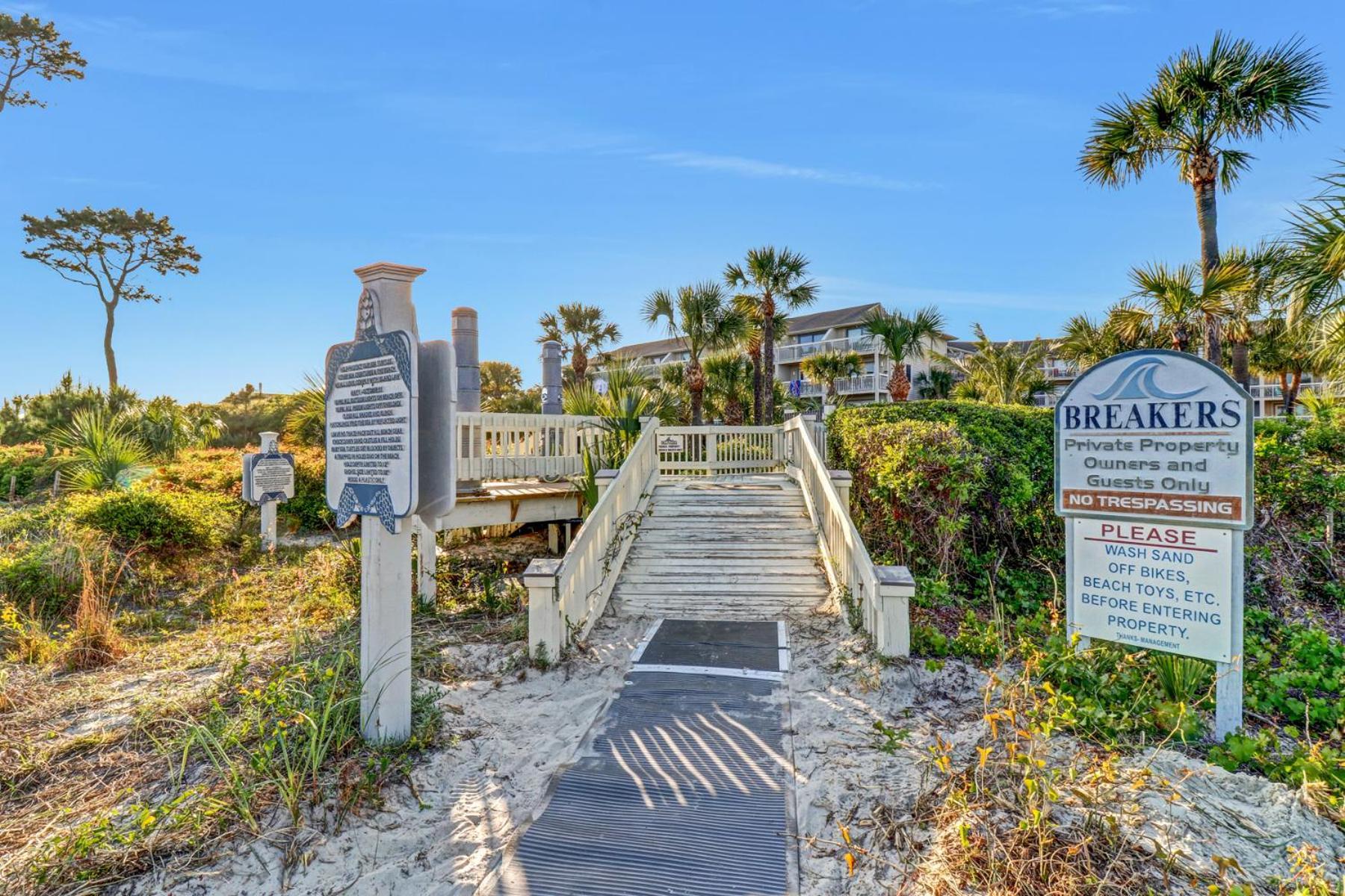 The Breakers #220 Beach Condo, Beautiful Ocean View At Coligny Beach, 4 N Forest Beach Drive Hilton Head, Walk To All Shops Restaurants, Renovated Jan 2024, Vacation Rental Hhi Llc ฮิลตันเฮดไอส์แลนด์ ภายนอก รูปภาพ