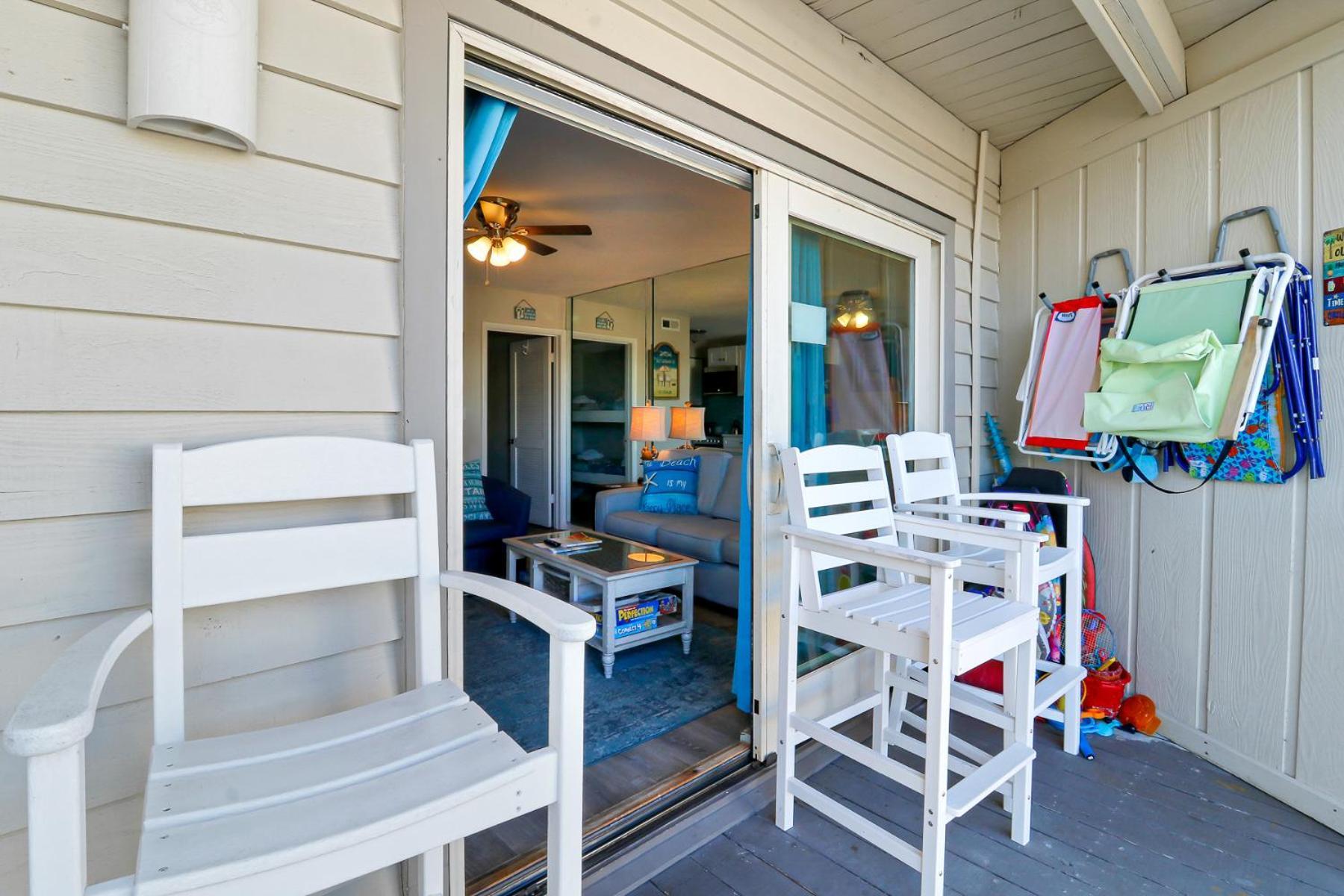 The Breakers #220 Beach Condo, Beautiful Ocean View At Coligny Beach, 4 N Forest Beach Drive Hilton Head, Walk To All Shops Restaurants, Renovated Jan 2024, Vacation Rental Hhi Llc ฮิลตันเฮดไอส์แลนด์ ภายนอก รูปภาพ